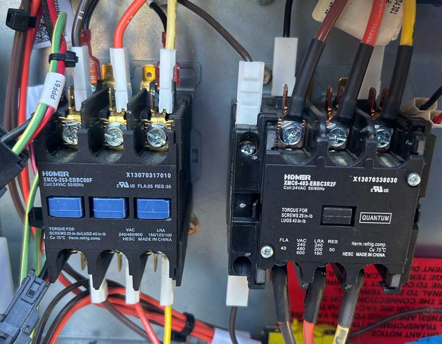 Emergency HVAC repair service underway